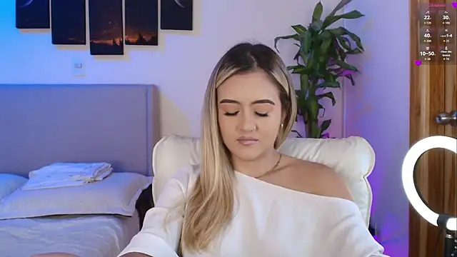 MaryMoon  online show from 03-22-26, 07:26