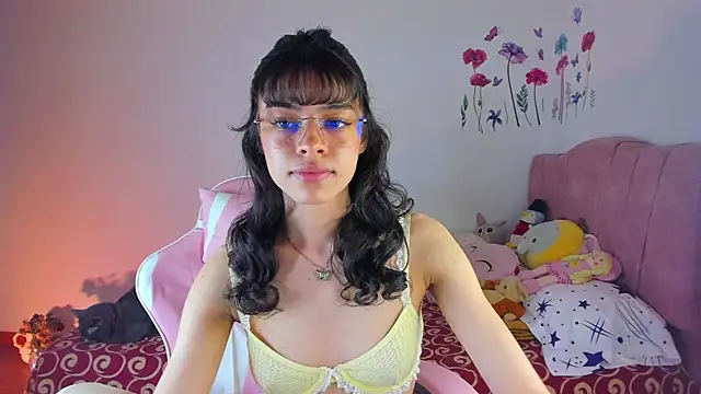 maddy parker   online show from 07-22-26, 01:18