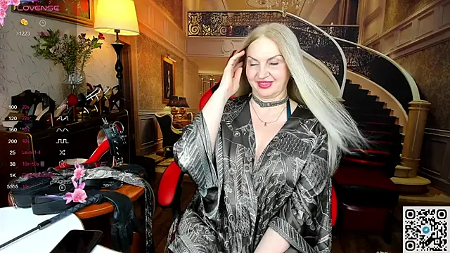 Nina Devillle online show from 03-22-26, 09:49