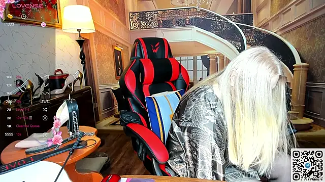 Nina Devillle online show from 03-02-26, 05:08