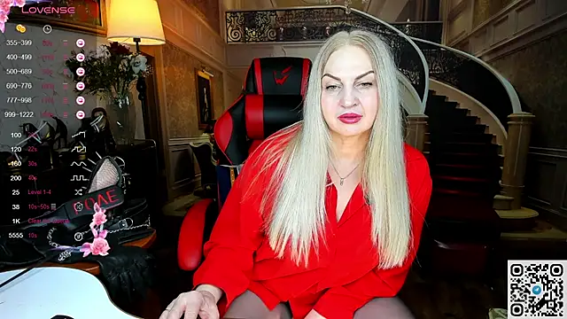 Nina Devillle online show from 03-15-26, 02:40