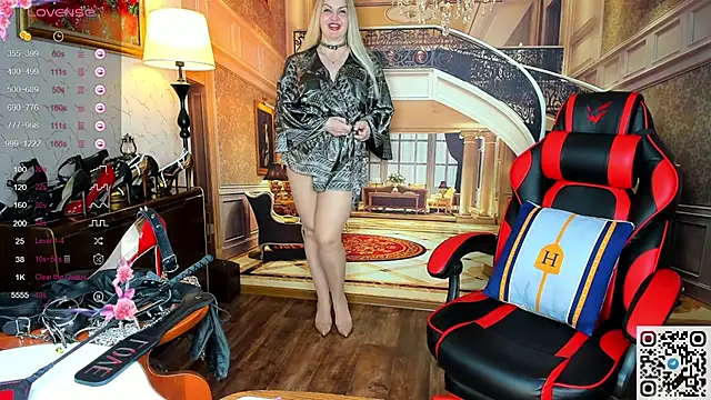 Nina Devillle online show from 04-11-26, 12:51