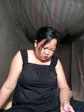 Snapshot of riso-00 chatting on 03-26-26, 09:35 riso-00 online show from 03-26-26, 09:35