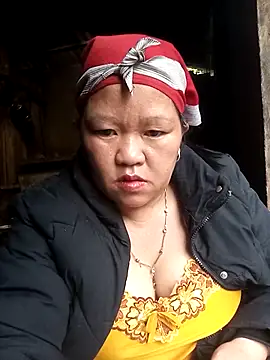 Snapshot of riso-00 chatting on 03-12-26, 03:45 riso-00 online show from 03-12-26, 03:45