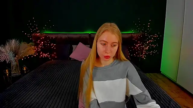 Alina Blonde online show from 09-27-25, 05:46