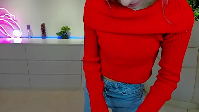 Alina Blonde online show from 11-01-25, 06:41