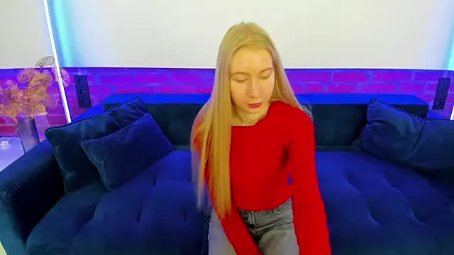 Alina Blonde online show from 11-20-25, 06:36