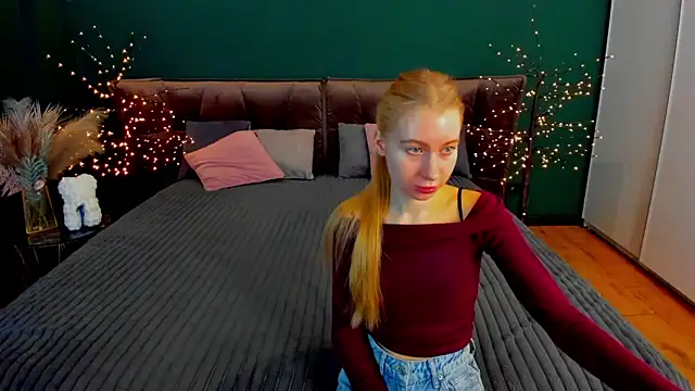 Alina Blonde online show from 11-16-25, 06:40