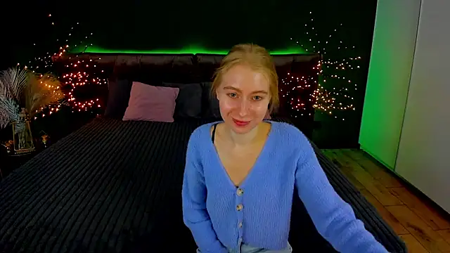 Alina Blonde online show from 09-20-25, 05:45