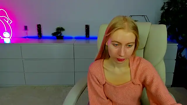 Alina Blonde online show from 10-14-25, 05:41