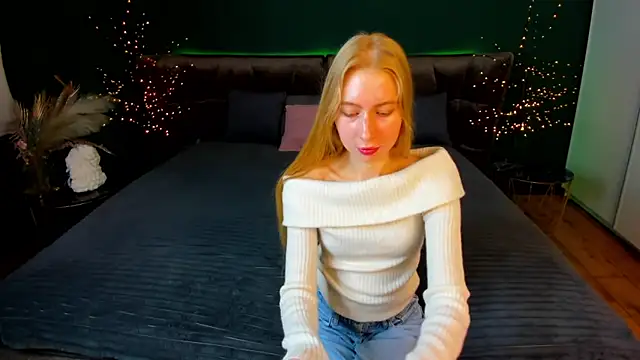 Alina Blonde online show from 10-25-25, 06:34