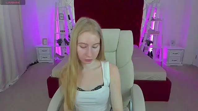 Alina Blonde online show from 07-09-26, 05:41