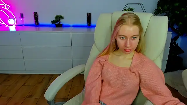 Alina Blonde online show from 11-12-25, 06:39