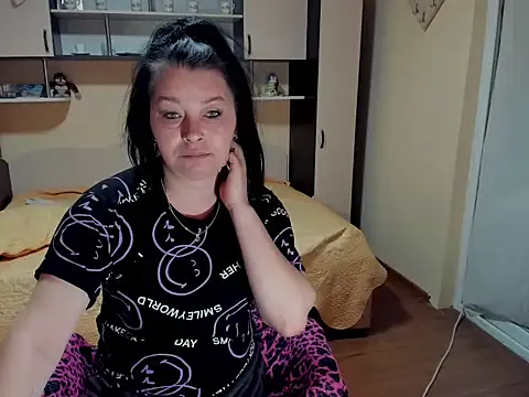 Soffy Skye online show from 05-04-26, 05:11