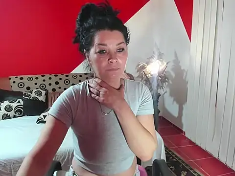 Soffy Skye online show from 12-03-25, 04:02