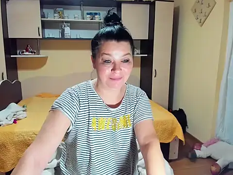 Soffy Skye online show from 02-10-26, 05:06