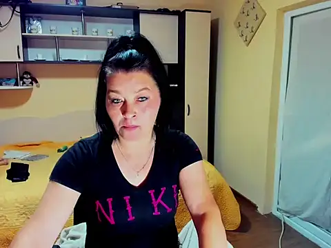 Soffy Skye online show from 05-15-26, 05:05