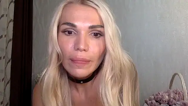 Snapshot of Selayaa chatting on 07-17-26, 08:17 Selayaa online show from 07-17-26, 08:17