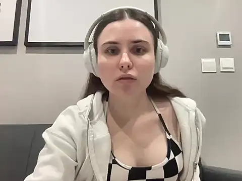 Olyshaa online show from 07-24-26, 08:49