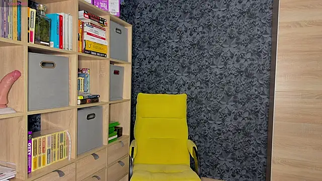 AzureEyes online show from 11-17-25, 03:27