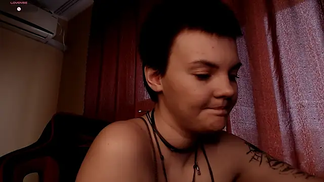 KrisNeal online show from 04-08-26, 09:22