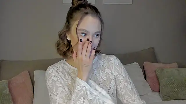 Snapshot of Stefa_Evans chatting on 09-17-25, 03:36 Stefa Evans online show from 09-17-25, 03:36