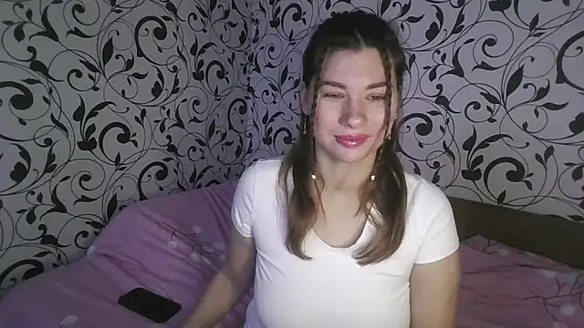 YourEmilie online show from 12-23-25, 09:30