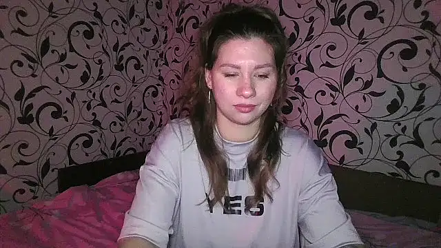 YourEmilie online show from 02-14-26, 06:30