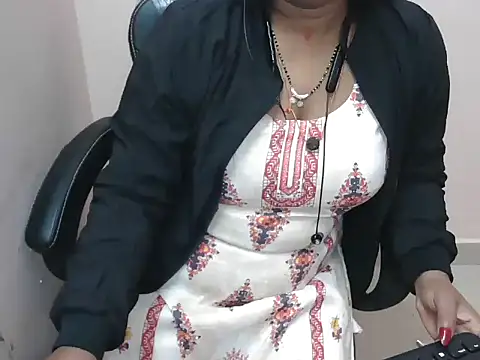 bold naina online show from 11-14-25, 03:43