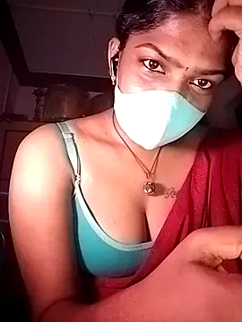 Snapshot of Tamil_Kavitha chatting on 06-26-26, 04:35 Tamil Kavitha online show from 06-26-26, 04:35