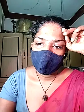 Snapshot of Tamil_Kavitha chatting on 07-11-26, 06:46 Tamil Kavitha online show from 07-11-26, 06:46