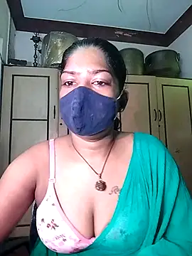 Snapshot of Tamil_Kavitha chatting on 07-10-26, 06:13 Tamil Kavitha online show from 07-10-26, 06:13