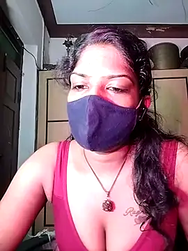 Snapshot of Tamil_Kavitha chatting on 07-15-26, 05:42 Tamil Kavitha online show from 07-15-26, 05:42