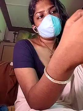 Snapshot of Tamil_Kavitha chatting on 06-17-26, 05:51 Tamil Kavitha online show from 06-17-26, 05:51