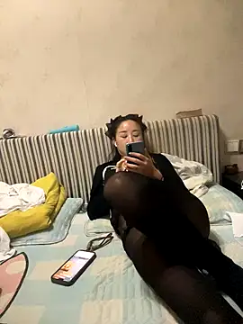 xiuchun100 online show from 10-02-25, 03:37