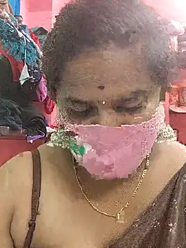 Snapshot of Diya_Rani chatting on 11-08-25, 05:49 Diya Rani online show from 11-08-25, 05:49