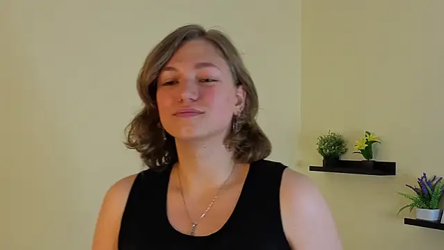 Nellie Tate online show from 09-17-25, 06:32