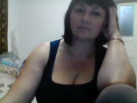 Snapshot of MariannaLove759 chatting on 10-13-25, 03:35 MariannaLove759 online show from 10-13-25, 03:35