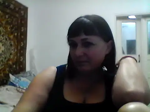 Snapshot of MariannaLove759 chatting on 10-20-25, 02:28 MariannaLove759 online show from 10-20-25, 02:28