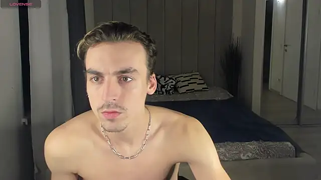 OLIVER  MARTINEZ online show from 10-08-25, 10:32