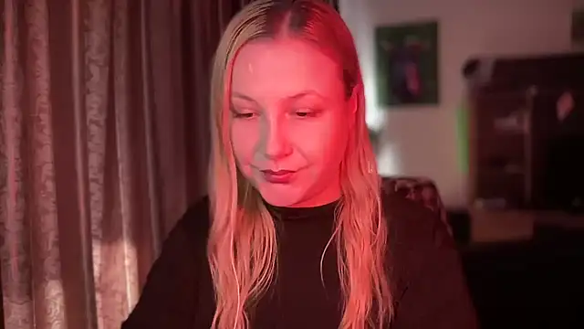 BikiHellena online show from 11-12-25, 09:46