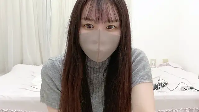  Mia land  online show from 05-08-26, 01:48