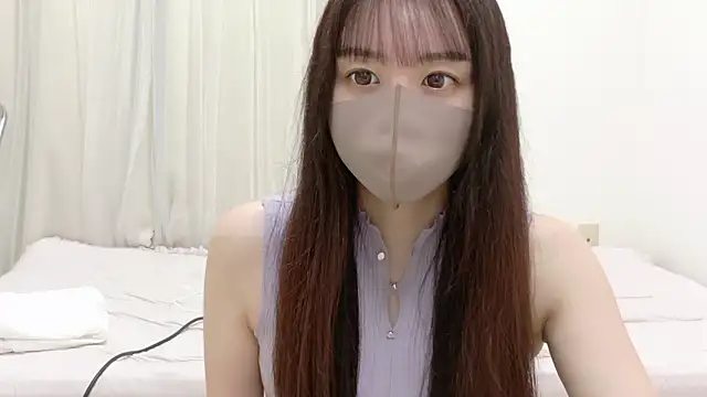  Mia land  online show from 04-20-26, 01:13