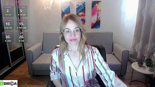 Snapshot of shy_hot_cat chatting on 10-23-25, 07:18 shy hot cat online show from 10-23-25, 07:18