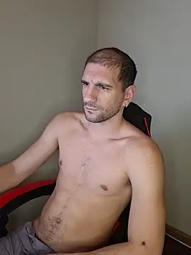 Snapshot of ObeyLust chatting on 02-14-26, 08:42 ObeyLust online show from 02-14-26, 08:42