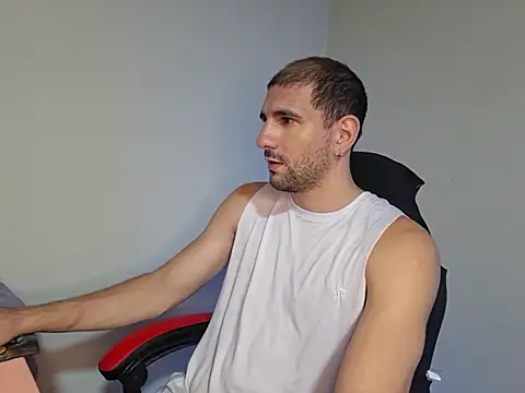 Snapshot of ObeyLust chatting on 02-17-26, 03:26 ObeyLust online show from 02-17-26, 03:26