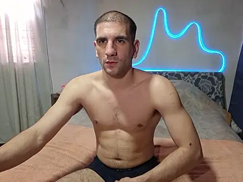 Snapshot of ObeyLust chatting on 11-18-25, 07:28 ObeyLust online show from 11-18-25, 07:28