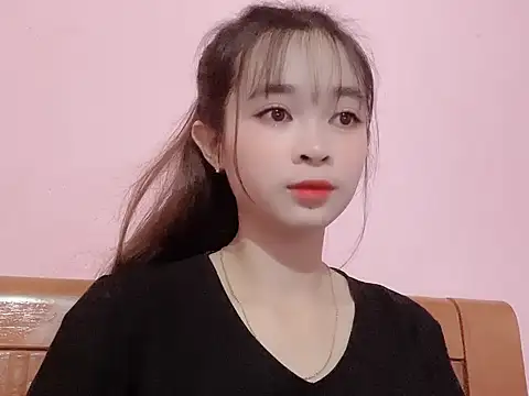 Suna7383 online show from 10-31-25, 03:41