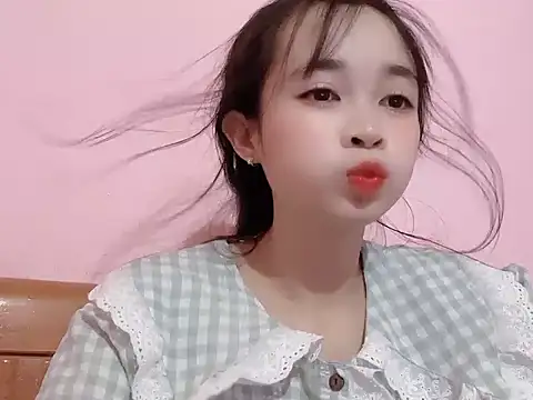 Suna7383 online show from 10-05-25, 04:53