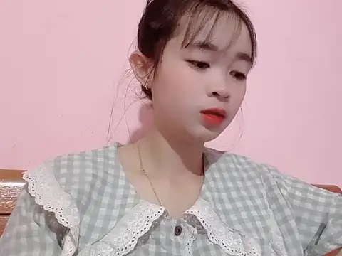 Suna7383 online show from 10-27-25, 05:14